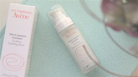 Beauty and the Chic: Avéne Soothing Hydrating Serum | Review