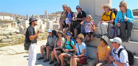 Why You Should Use a Licensed Tour Guide in Greece