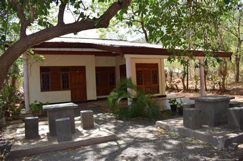 Holiday Bungalows in Kataragama - Katharagama- Short term holiday bungalows for rent