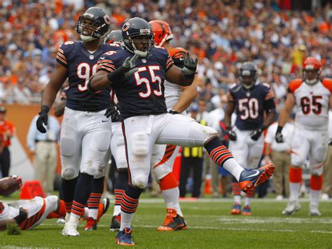 Chicago Bears: Former OLB Lance Briggs Struggling with CTE Symptoms