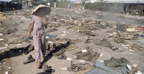 Vietnam War: The Fall of Saigon Pictures - Vietnam War - HISTORY.com