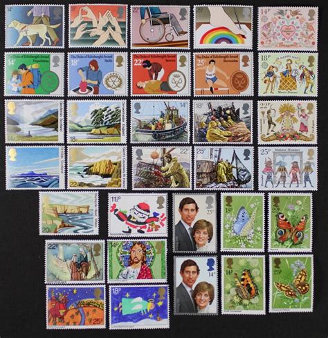 GR. BRITAIN 1981 Complete Commemorative Year Set Collection 32 stamps ...