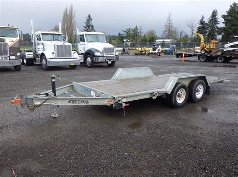 18' Tilt Deck Trailer - Eugene Trailer Rentals