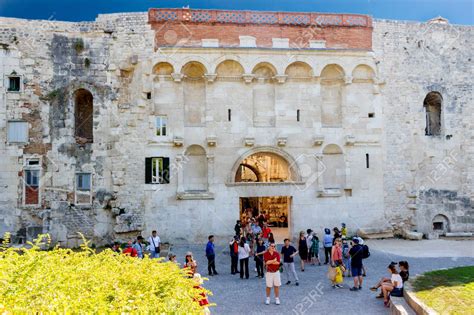 The Amazing History Of Diocletian's Palace - About History