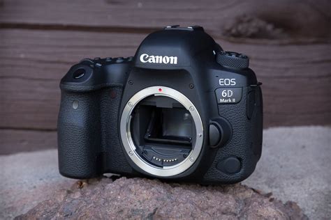 The same but different: Canon EOS 6D Mark II shooting experience | GearOpen