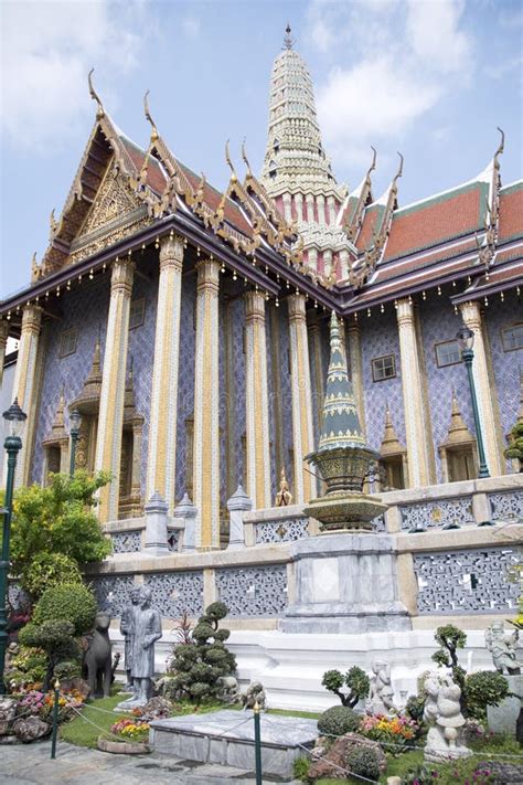 Wat Phra Kaew or the Temple of the Emerald Buddha Inside Grand Palace ...