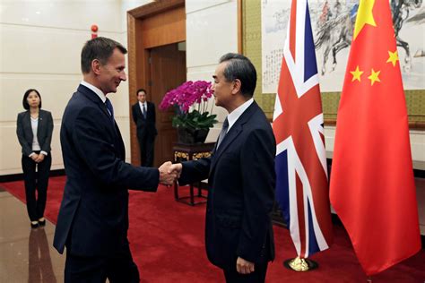 U.K. Foreign Secretary Jeremy Hunt Calls His Chinese Wife Japanese in ...