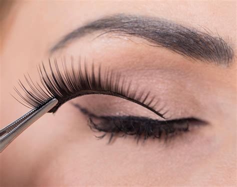 Are you looking out for false and trendy Eyelashes Near Me or Eyelashes in Memphis area, Arch 2 ...