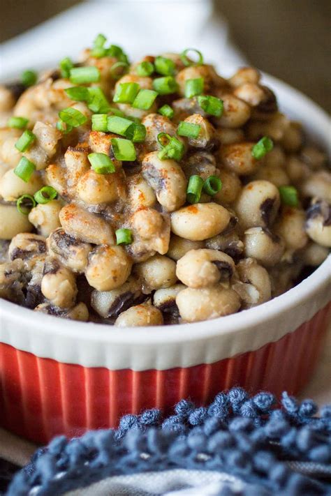 Southern Style Vegan Black Eyed Peas - The Wanderlust Kitchen