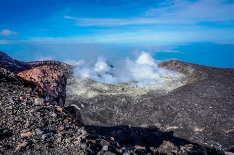 Jalur Pendakian Bambangan di Gunung Slamet Segera Dibuka, Jumlah Pendaki Dibatasi - Where Your ...