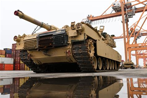 Were Abrams Tanks Seen Failing to Climb Hills, Being 'Blown Up' in Ukraine? - Newsweek