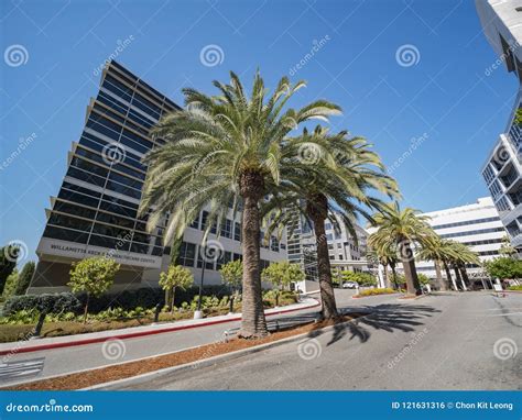 Building of LAC USC Medical Center Editorial Photo - Image of building, famous: 121631316