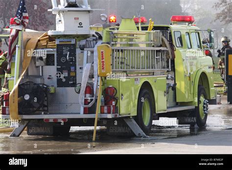 Firefighters respond to a serious industrial fire Stock Photo - Alamy