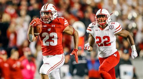 Wisconsin Badgers: Top 5 Running Backs In Wisconsin History