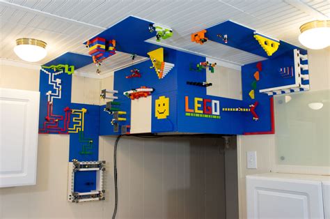 Lego Wall and Ceiling Build Area | Total Geekdom