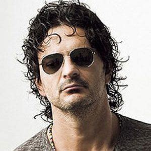 Ricardo Arjona - Age, Family, Bio | Famous Birthdays