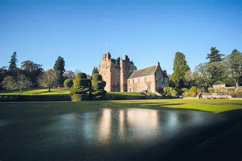 Exploring Crathes Castle In Scotland | TouristSecrets