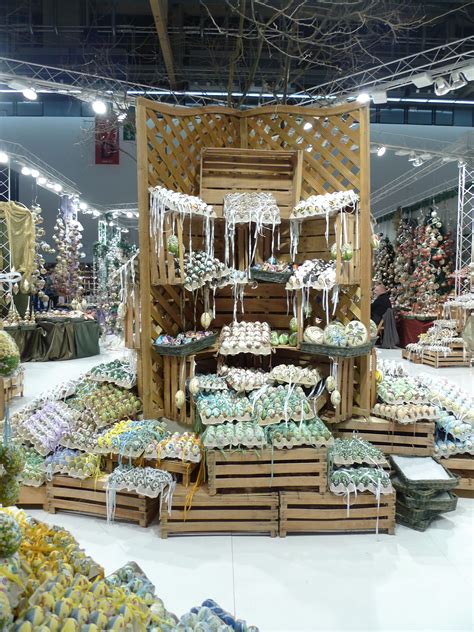 Retail VM | Visual Merchandising | Seasonal Display | 2013 Easter Trends - 2012 Christmas World ...