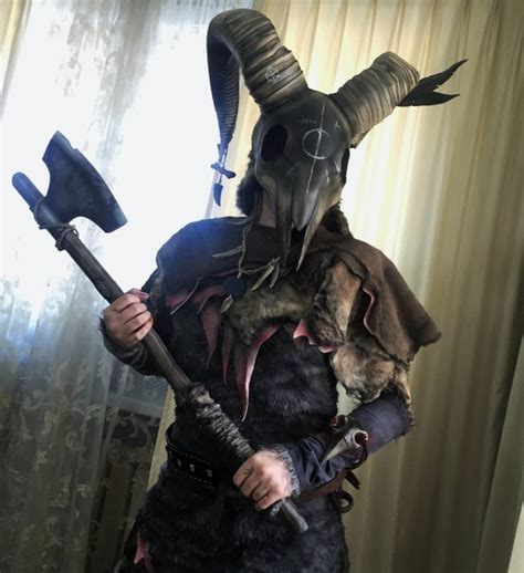 Dead By Daylight Huntress Cosplay Guide - Costplayto