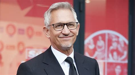 Gary Lineker ‘prejudiced’ for calling for sport to ban Israel, says former FA chair - Jewish News