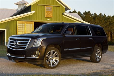 2021 Cadillac Escalade ESV vs. Last-Gen ESV: Dimensions | GM Authority