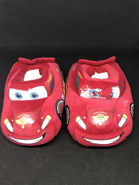 Cars Lightning McQueen bedroom slippers, Babies & Kids, Baby Nursery & Kids Furniture, Nursery ...