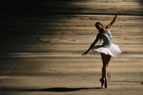 Ballet Dancer Wallpaper - WallpaperSafari