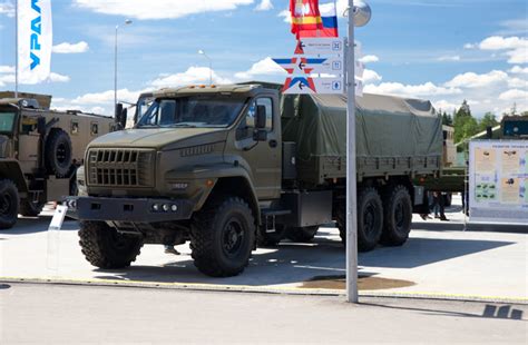 Ural has developed a new Russian off-road 6×6 truck – Defence Blog