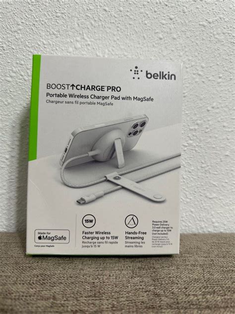 Belkin MagSafe Charging stand, Mobile Phones & Gadgets, Mobile & Gadget Accessories, Chargers ...