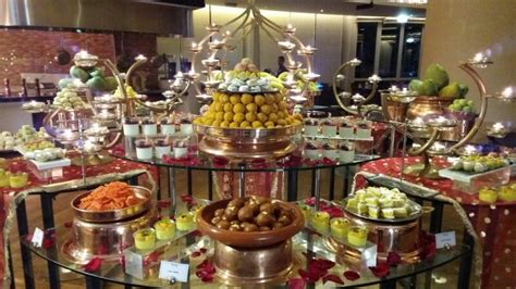 Indian buffet Chocolate Fondue, Buffet, Indian, Desserts, Food, Tailgate Desserts, Deserts ...