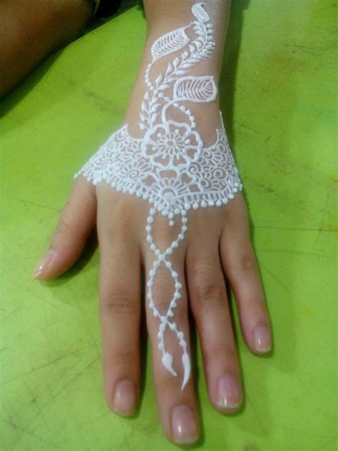 Colored Henna Tattoo Designs | Latest Mehandi Design Pictures | Indian Bridal Makeup Photos