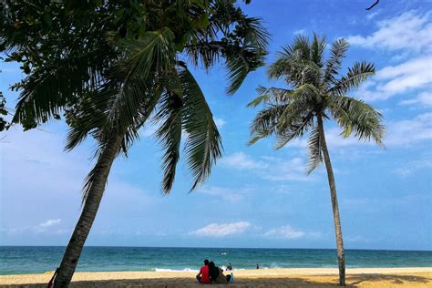 10 Pantai di Johor Untuk Percutian Yang Hebat (2024)