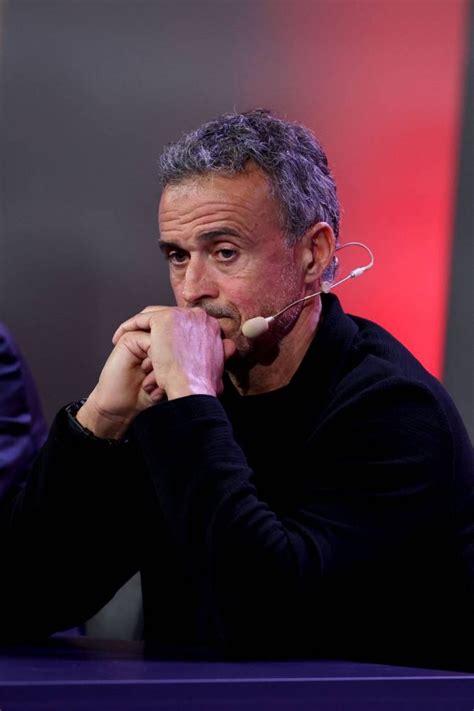 Spain coach Luis Enrique to talk directly to fans via social videos ...