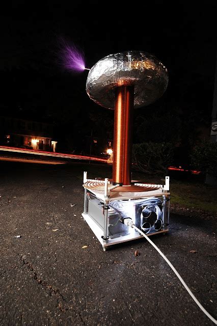 Noel Hwang's Project Blog: Spark Gap Tesla Coil 1.0