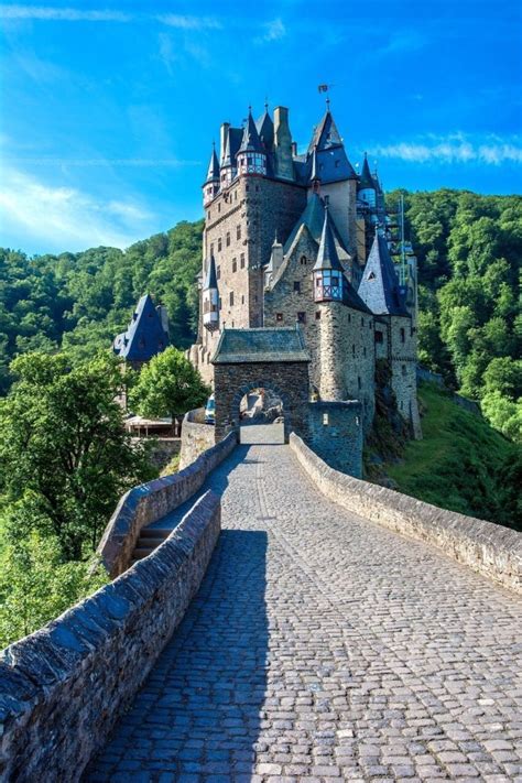 Burg Eltz, the oldest castle with a unique architecture • European Foodie and Travel Blog©