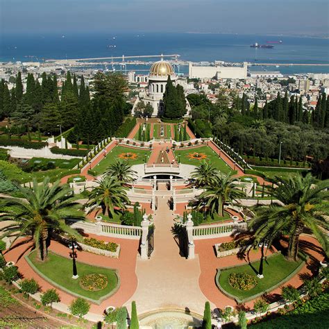 Shrine Of The Báb Photograph by Ilan Shacham