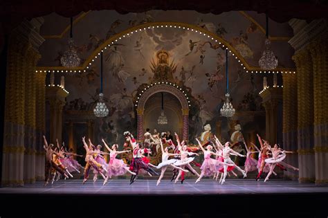 Dollops of Diane: Boston Ballet Presents The Nutcracker