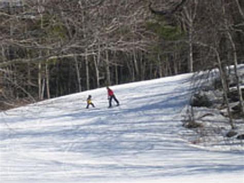 Guide To Blue Hills Ski Area - CBS Boston