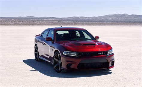 Introducir 42+ imagen dodge charger hellcat specs - Abzlocal.mx