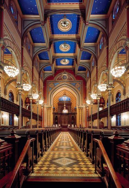 The Central Synagogue is located at 652 Lexington Avenue on the corner ...