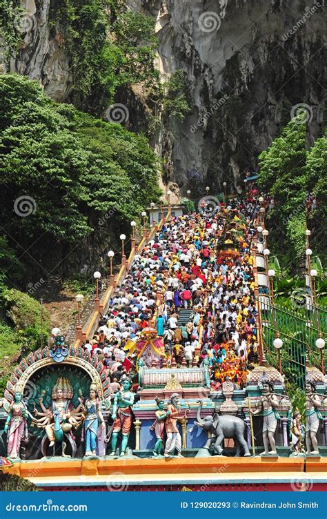 Lord Murugan Statue @ Thaipusam Editorial Stock Photo - Image of moon, celebrated: 129020293