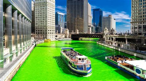 St Patrick Day Chicago River Dyed Green ☘️ Parade & Festivities