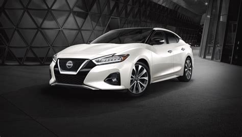 2023 Nissan Maxima enters its final year, pricing starts at $39,235 ...