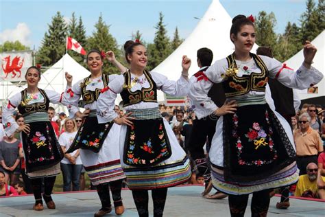 Serbian Folk Dance Ensemble Editorial Photography - Image of dance ...