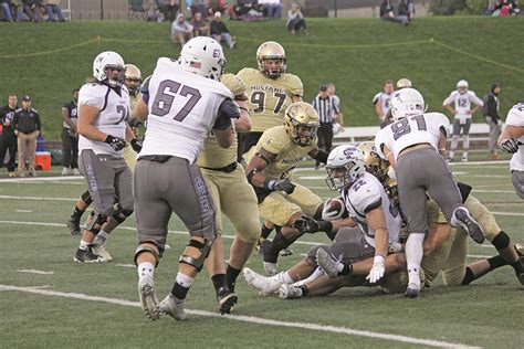 SMSU FOOTBALL: No. 7 Cougars trip up SMSU in second half, 24-10 | News ...