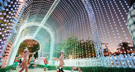 Peddle Perths Christmas Lights Trail Tour 2023 - Experience Perths Festive Magic