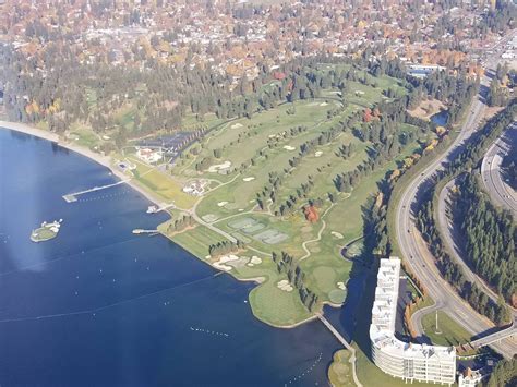 Got a pic of the famous Floating Green at the Coeur d'alene Resort Golf course. : r/golf