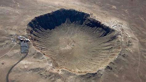 Chinese scientists have discovered a meteor crater with a diameter of 1 ...