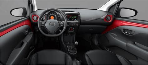 Toyota AYGO x-clusiv II 5 portes | Finitions & Motorisations