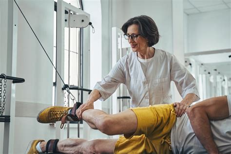 Paraplejía Espástica: Causas, síntomas y tratamientos - NeuroAiD™